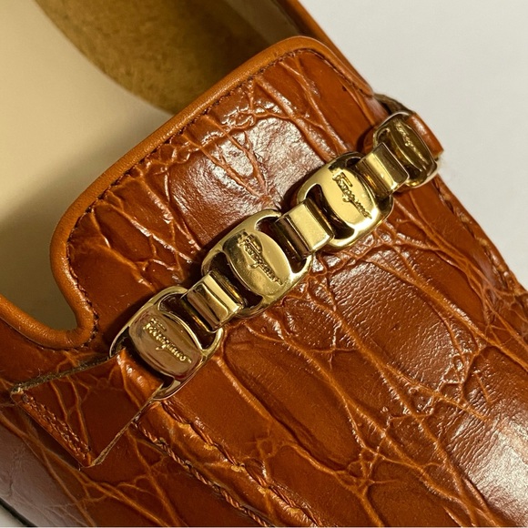 SALVATORE FERRAGAMO BROWN CROC LEATHER GOLD LOGO CHAIN LOAFERS SHOES - Picture 8 of 12